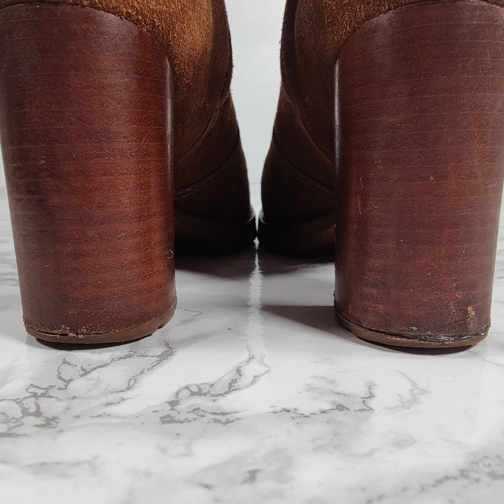 Tory Burch Sofia Lug Sole Booties Brown Suede Size 6 - Picture 8 of 16